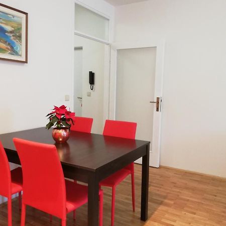 City Center Apartment Umag Luaran gambar