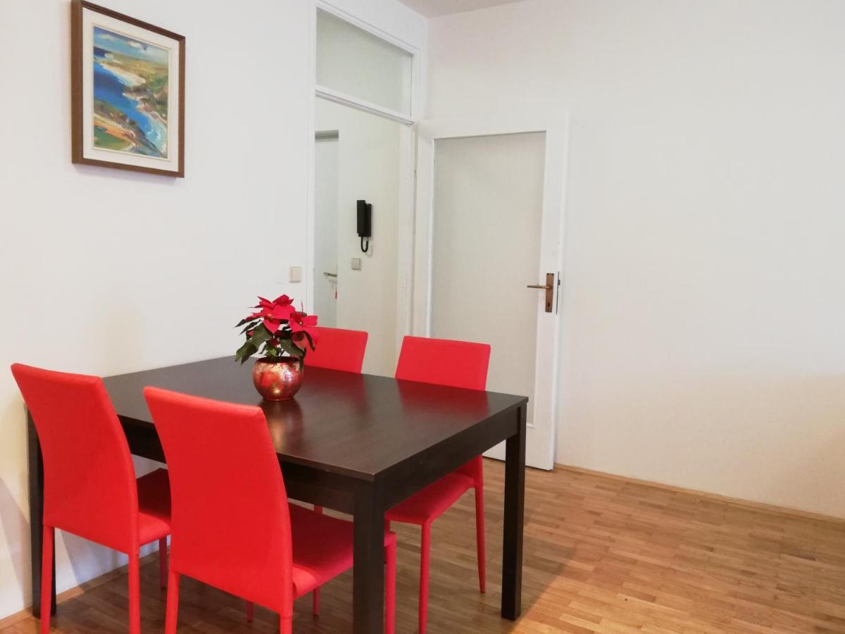 City Center Apartment Umag Luaran gambar