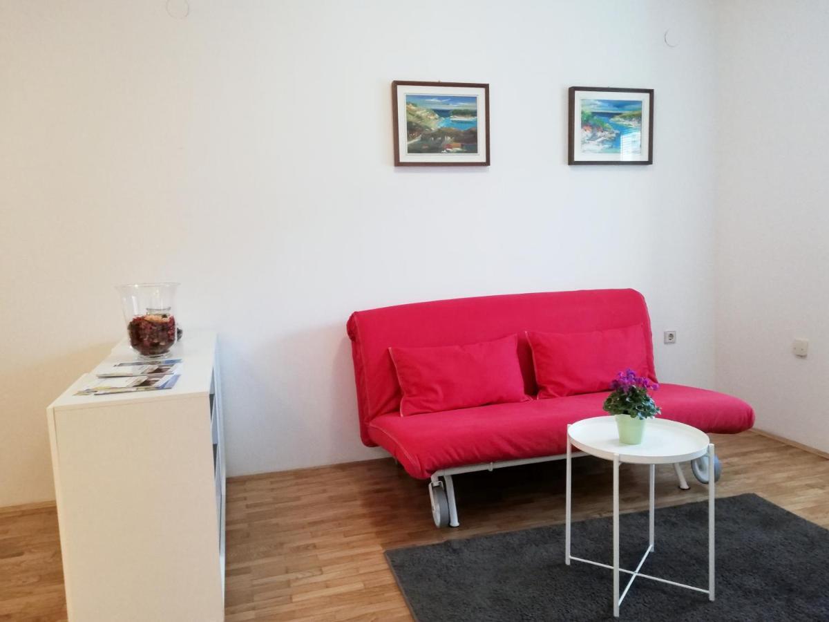 City Center Apartment Umag Luaran gambar