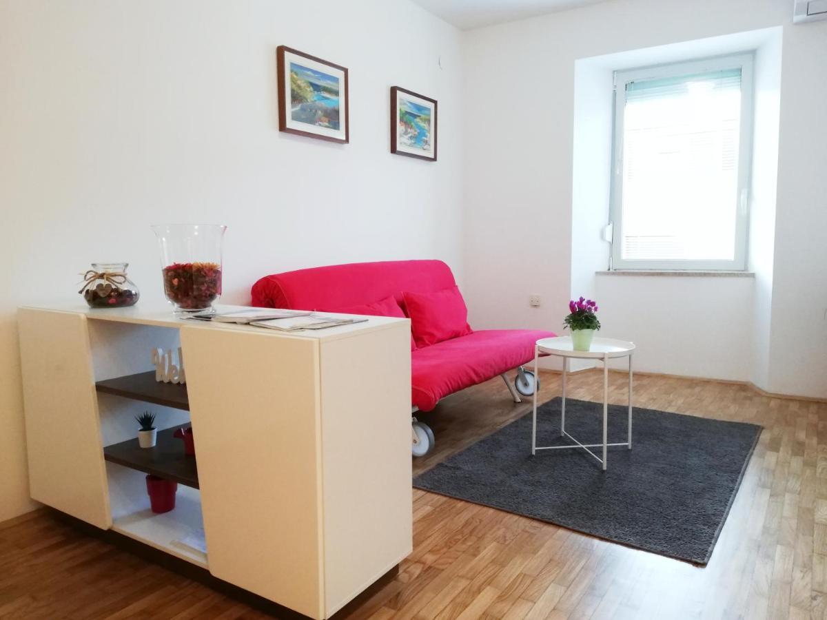 City Center Apartment Umag Luaran gambar